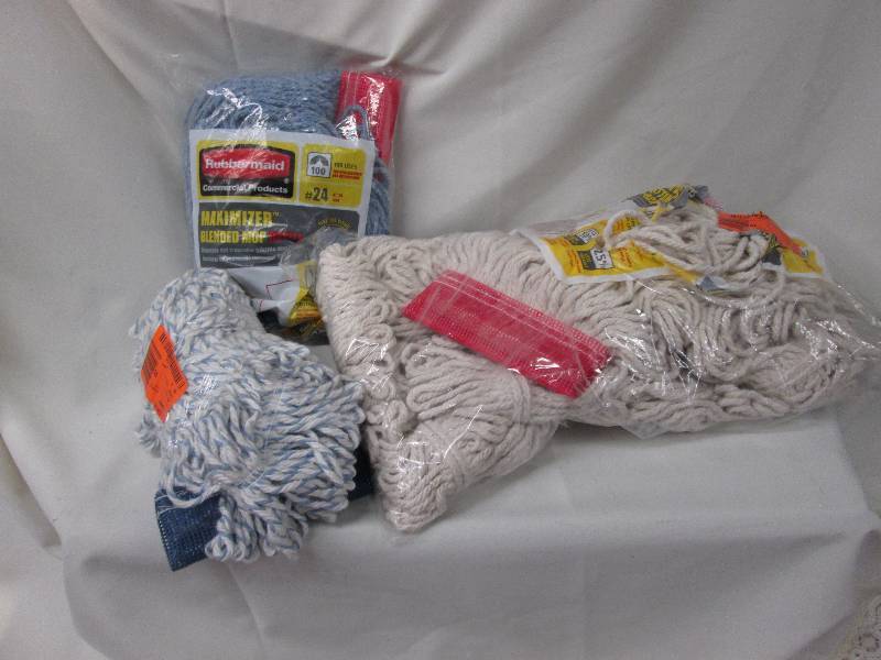 lot 125 image: Lot of 5 assorted type string mop r...