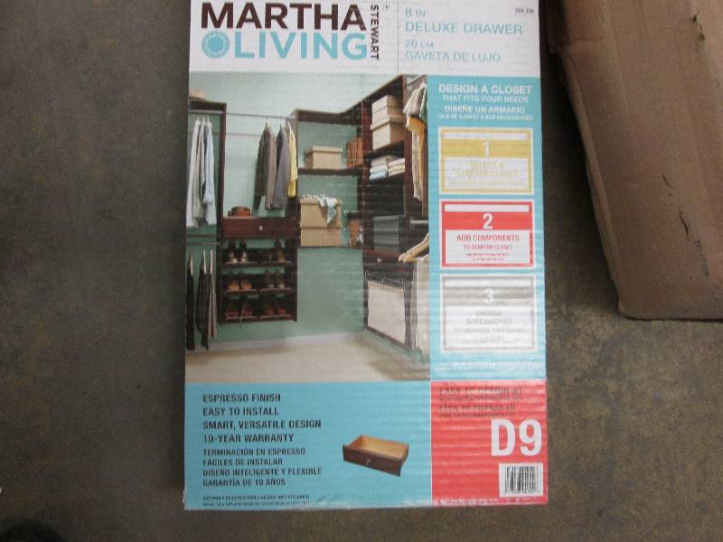 lot 160 image: Martha Stewart Living 8 inch deluxe...
