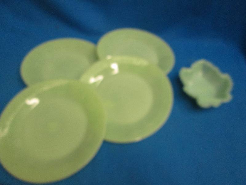 lot of 4 matching pastel green plat...