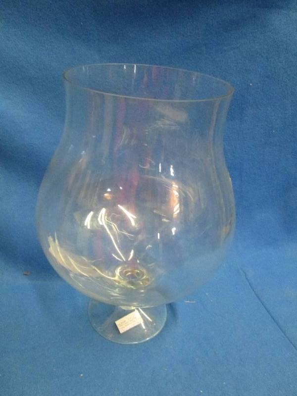 Jumbo wine glass ...