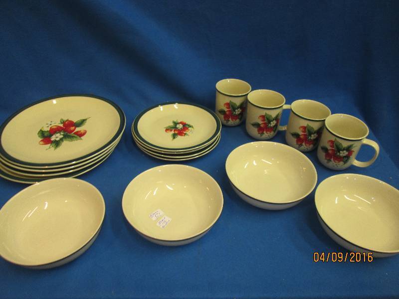 Set of dishes, Casuals by China Pea...