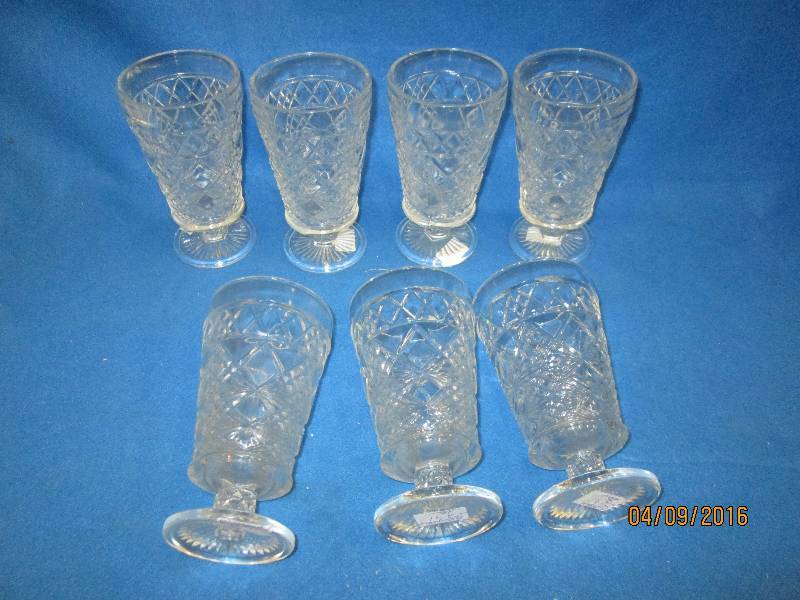 Crystal like glasses, set of 7...