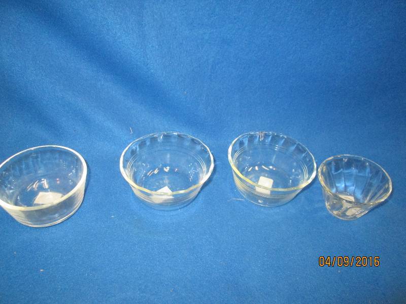 Lot of 3 small glasses...
