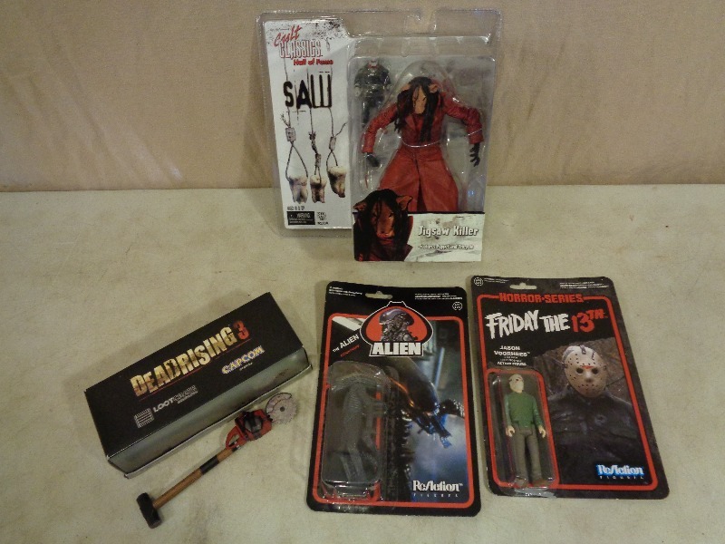 lot 24 image: New Collector Figurines