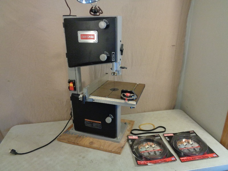 lot 12 image: Craftsman 10 Bandsaw
