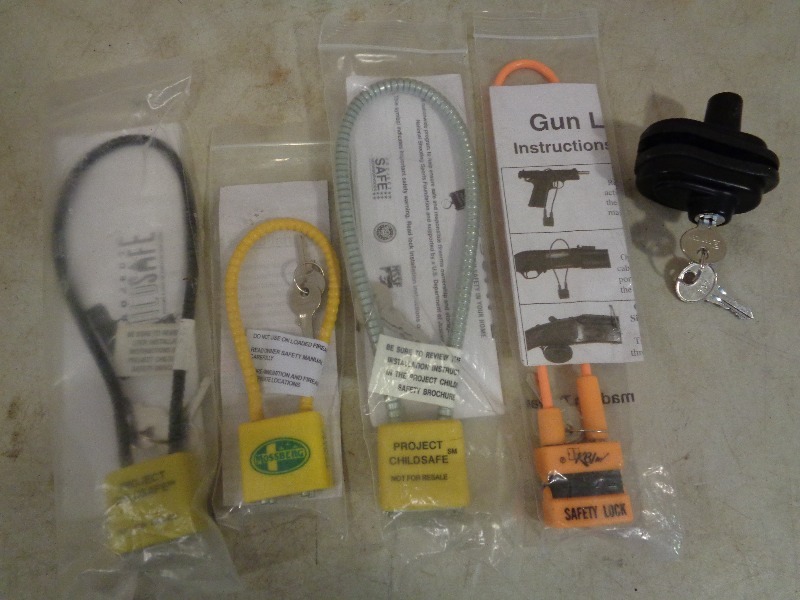 lot 69 image: Assorted Gun Locks