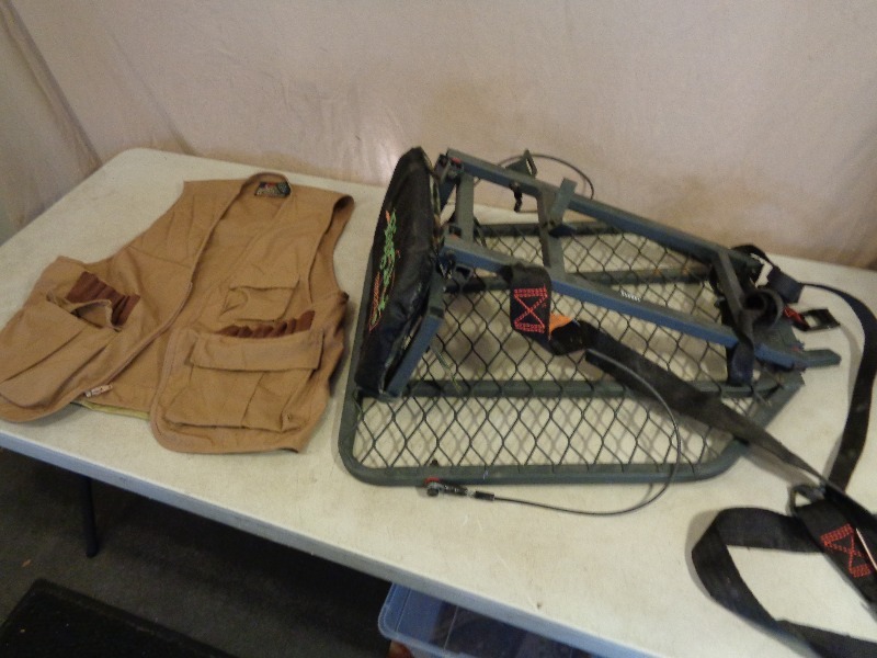 lot 83 image: Big Dog Tree Stand and Greatland Hunting Vest