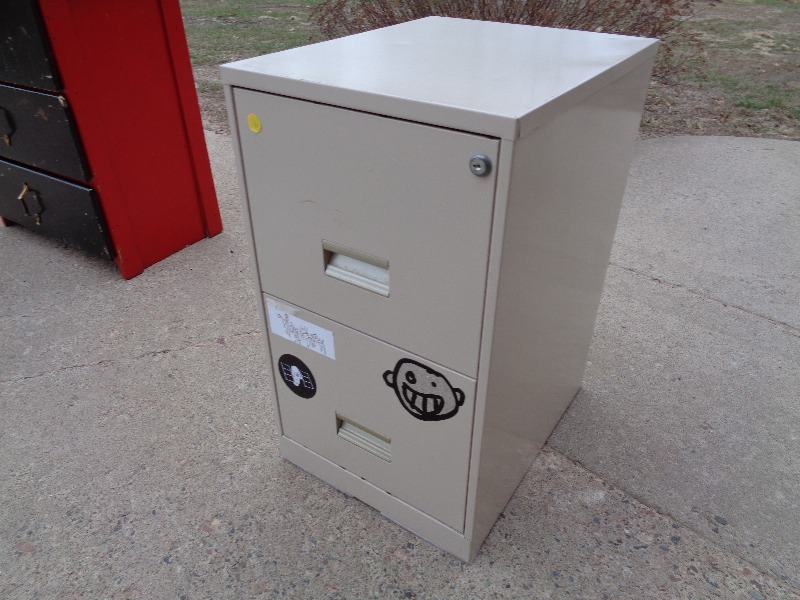lot 118 image: Steel File Cabinet