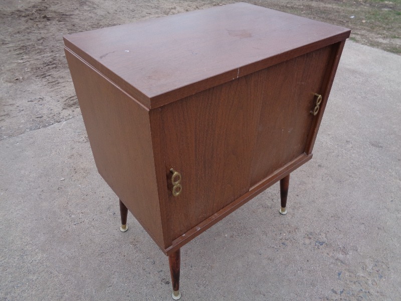 lot 122 image: End Table  Record Storage Cabinet