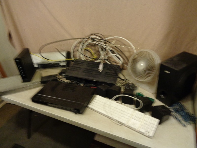 lot 149 image: Assorted Electronics