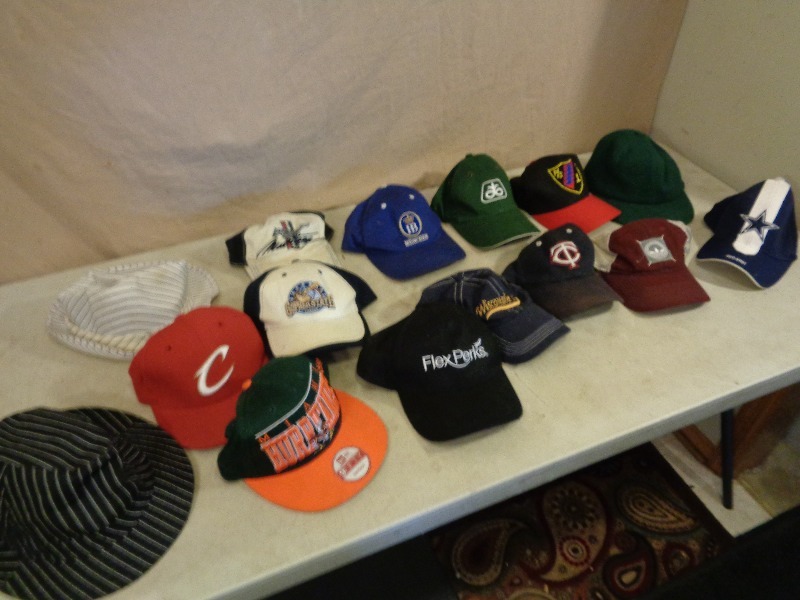 lot 206 image: Assorted Hats