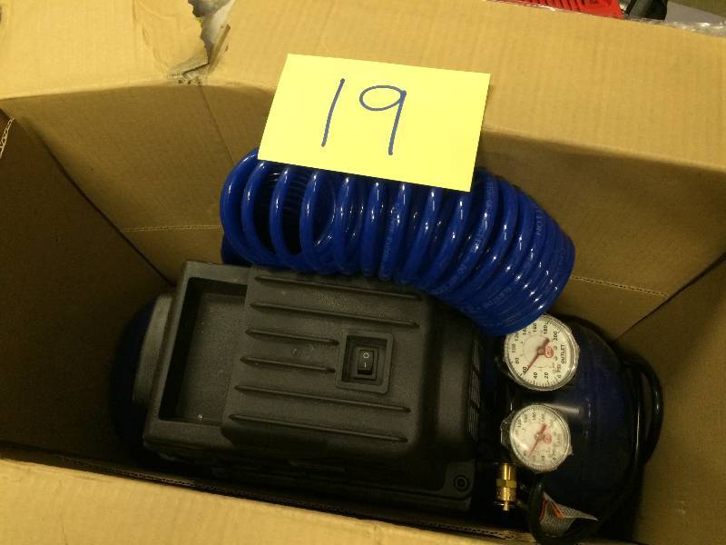 Campbell Hausfeldt 3 Gallon Air Compressor
