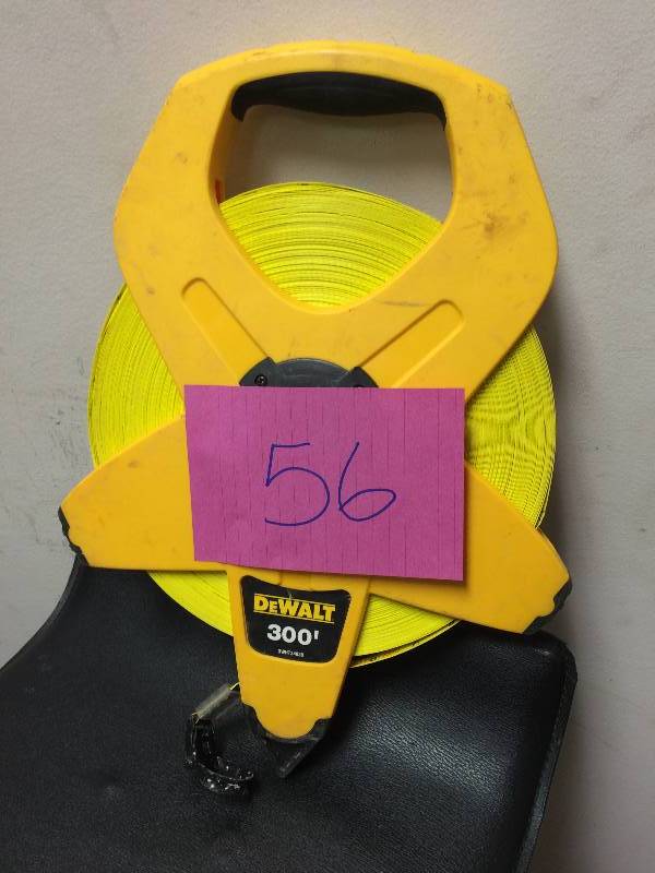 Dewalt 300 ft. Open Reel 34 in. Fiberglass Long Tape used