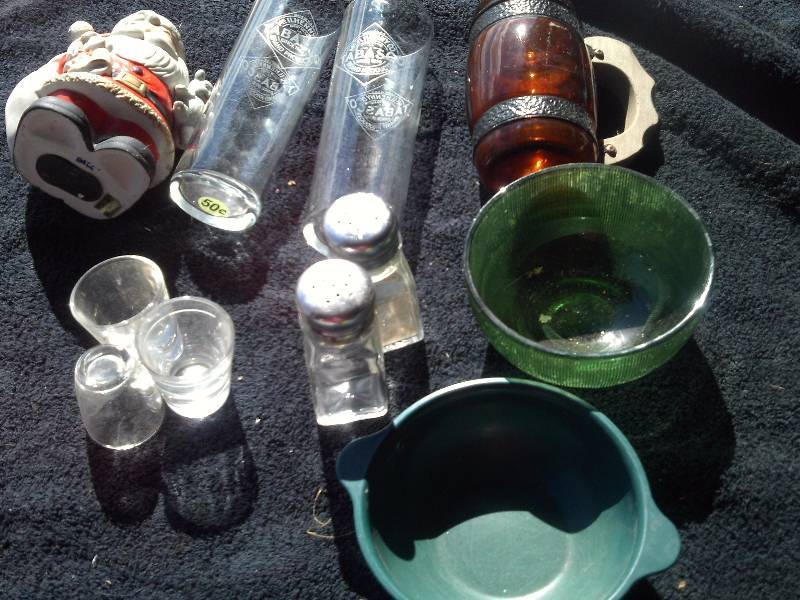 COLLECTIBLE GLASS WEAR