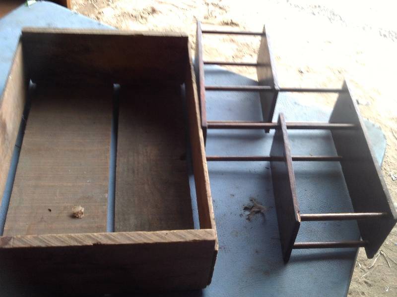 shelf and wooden box