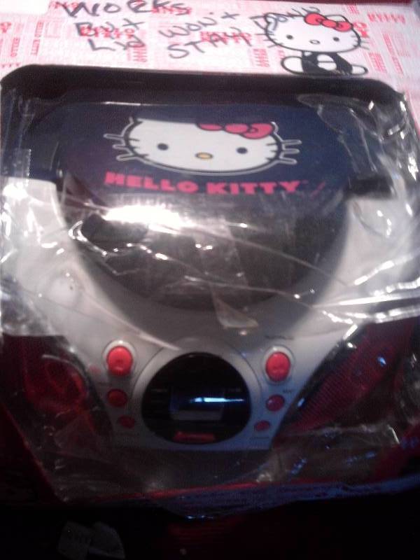 hello kitty boombox