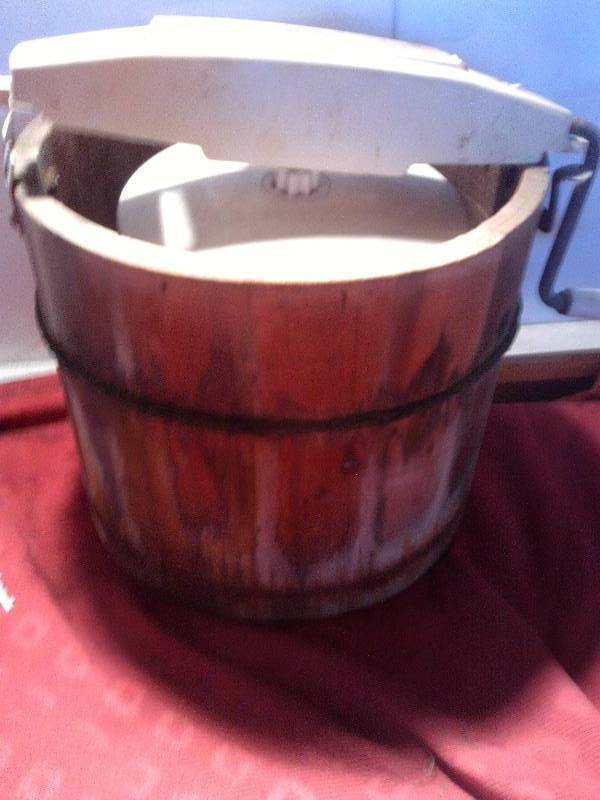 vintage dixie bell ice cream maker