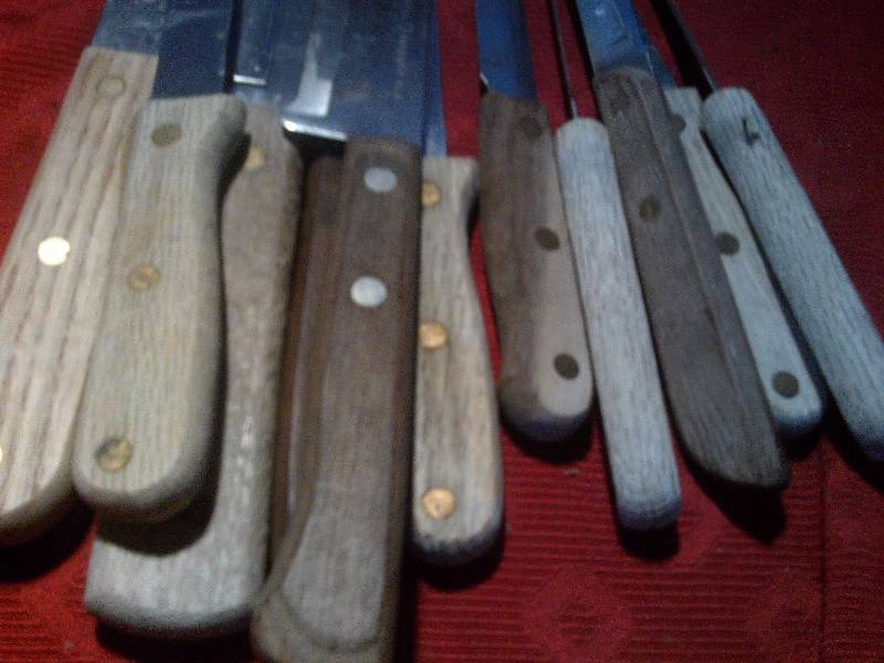 wood handled knives