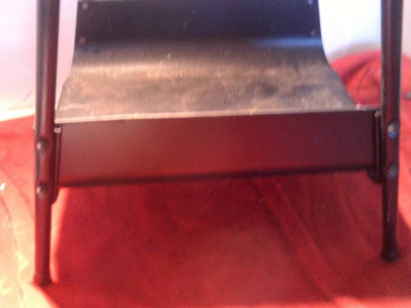 metal log holder