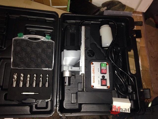 lot 8 image: NEW MAGNETIC ANNULAR DRILL AND ANNULAR CUTTER SET