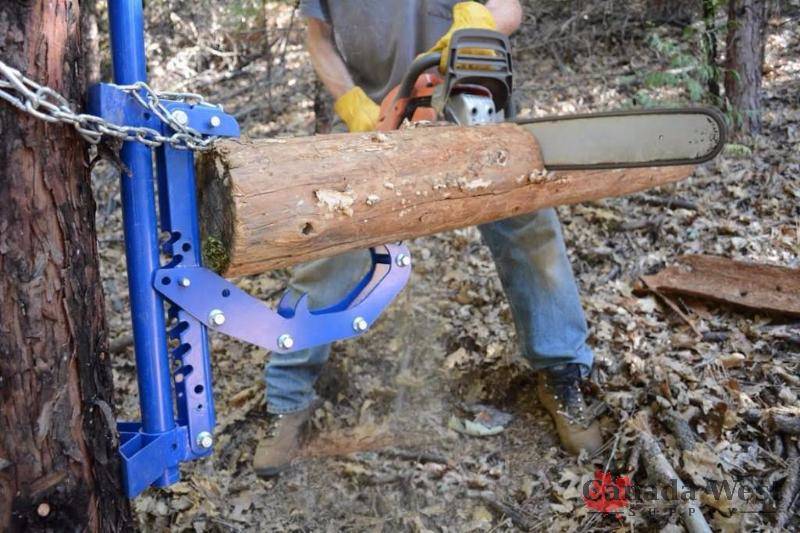 lot 54 image: NEW QNTY 2 X 5  1 TIMBER JACKS