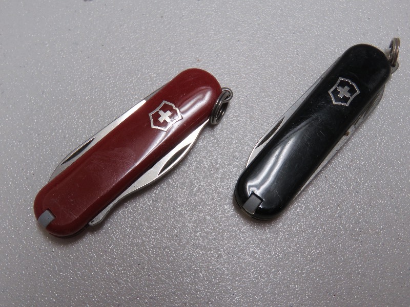 Pair of Swiss Army JackKnife