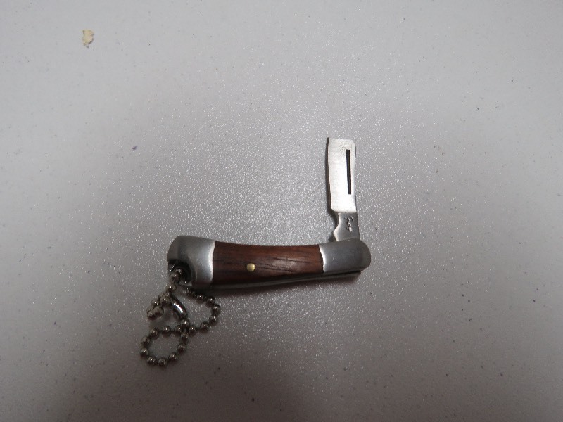 keychain knife