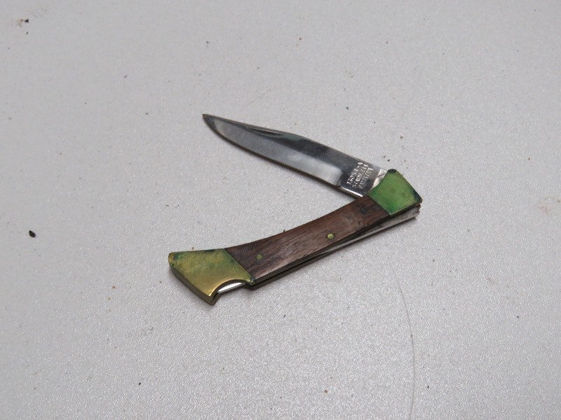 Knife
