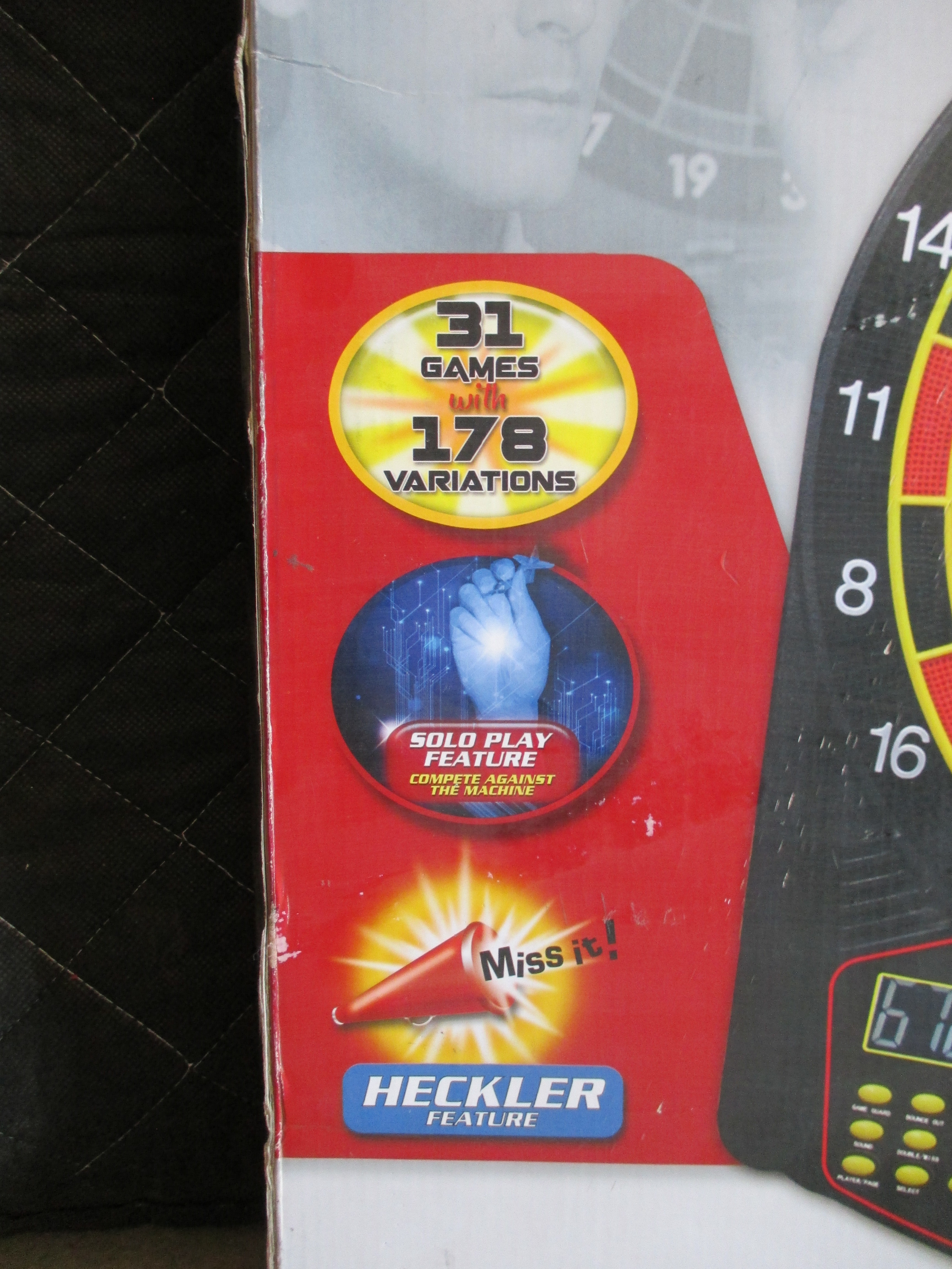 lot 187 image: Arachnid CricketPro 450 Electronic Dart Board