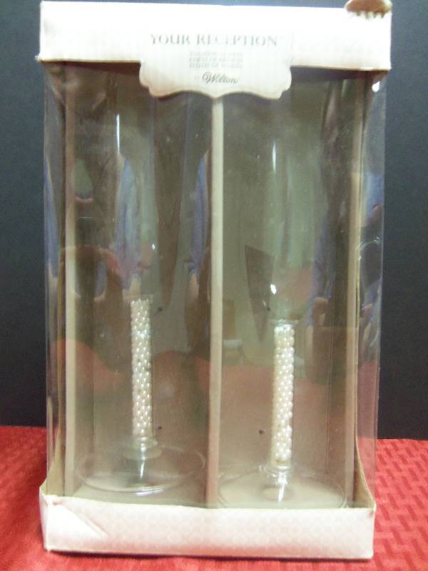 Wilton Wedding Glasses