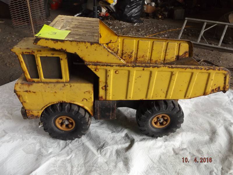 antique toy trucks