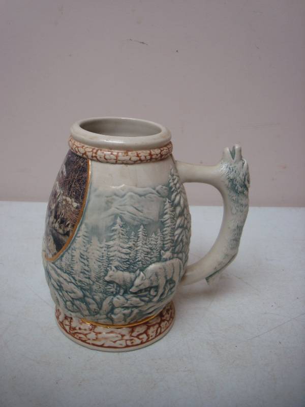 Wolf Ceramic Stein...