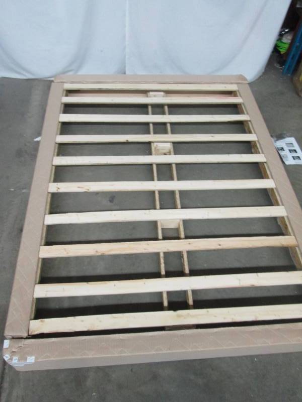 lot 42 image: Wolf Quick Foundation - Full