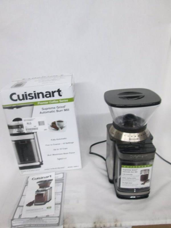 lot 36 image: Cuisinart Supreme Grind 8 oz. Automatic Burr Mill