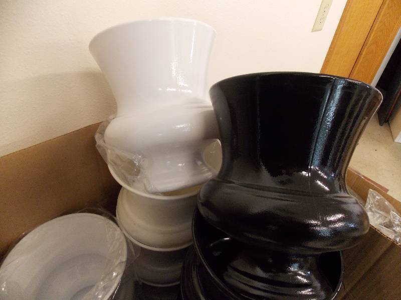 WHITE AND BLACK LARGE URN