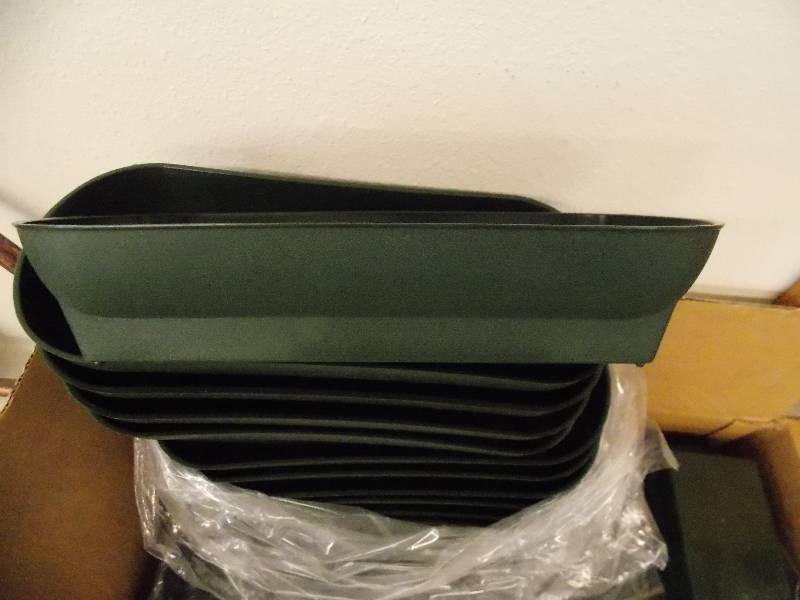 DOUBLE DESIGN BOWLS GREEN