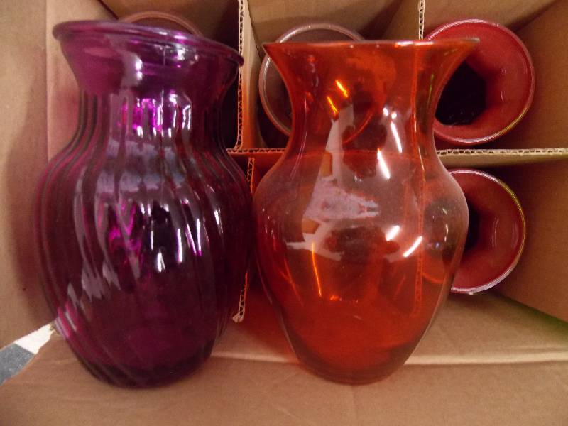 ASSORTED COLORED VASES 18 PCS