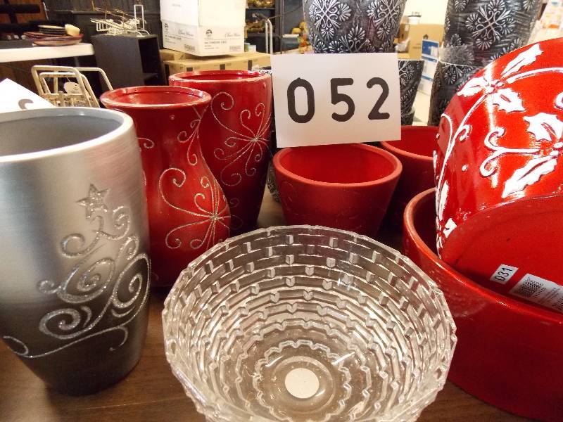 CERAMIC CHRISTMAS CONTAINERS ASSORTED