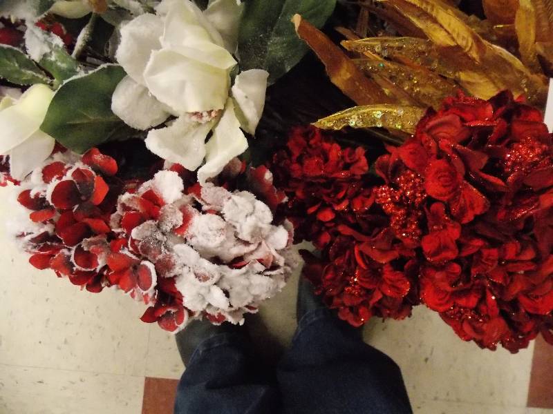 CHRISTMAS SILKS, HYDRANGEA, MAGNOLIA, LEAVES AND GREENS