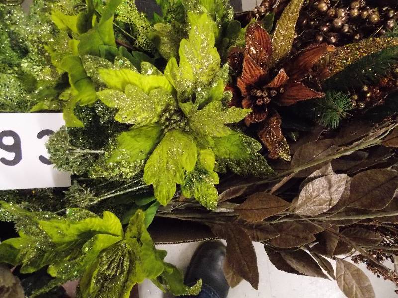 CHRISTMAS ASSORTMENT, POINSETTIAS, LEAVES AND BERRIES