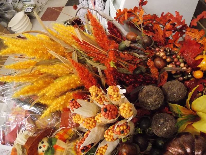 FALL PICKS, LEAVES, CORN AND SCARECROWS