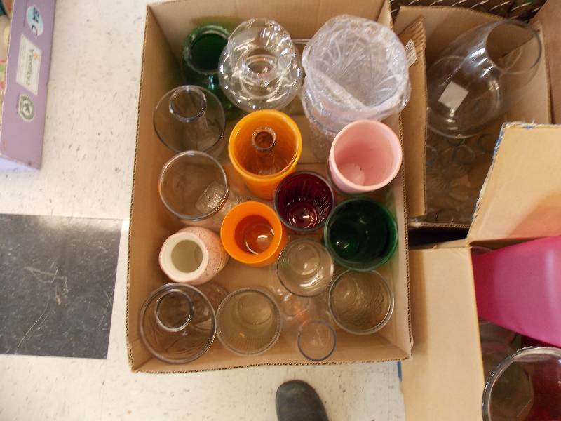 VASES LARGE ASSORTMENT IN ALL DIFFERENT SIZES AND MANY 1 OF A KIND