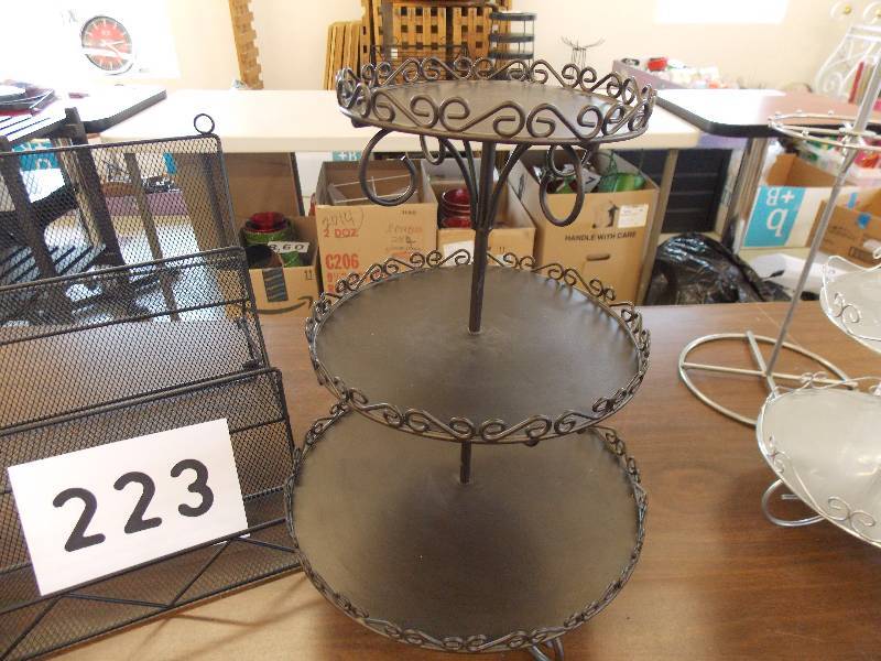 DISPLAYS