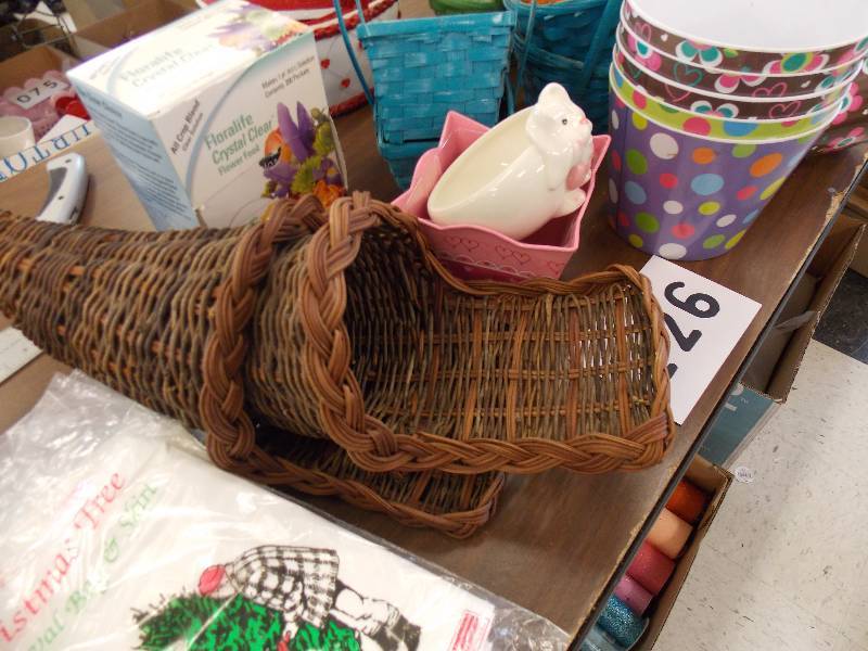 CONTAINERS, BASKETS, BOX OF FLORAL LIFE, CHRISTMAS TREE BAGS