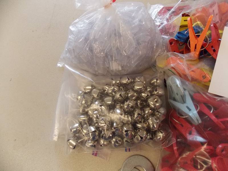 BALLOON SUPPLIES, QUICKIE CLIPS, CHARACTER, HEART AND STAR WEIGHTS