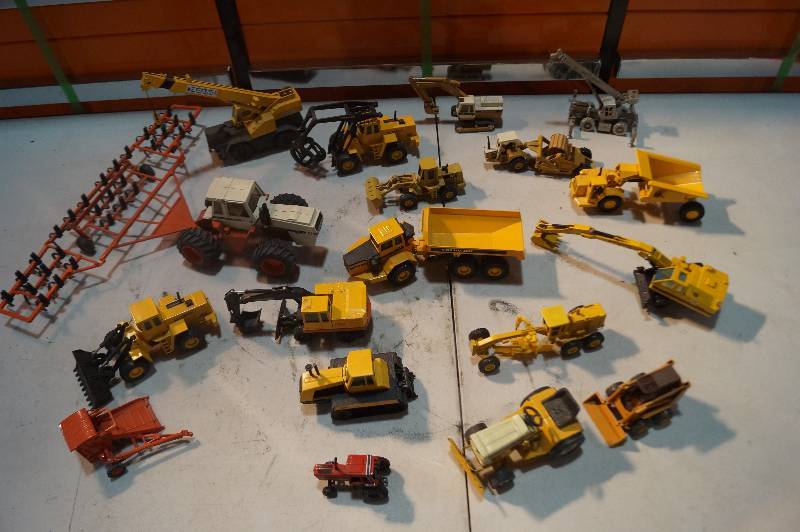 Caterpillar Toys