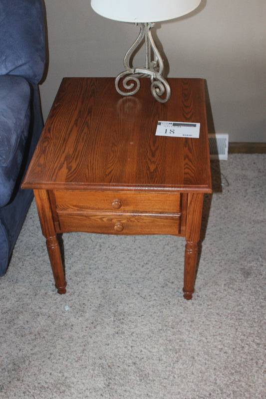 Lot of (3) Living Room Furniture Including 1-End Table 1-Table Lamp 1-Floor Lamp