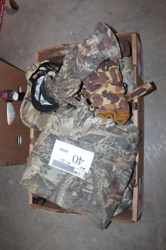 Box Lot of M-XL Clothing