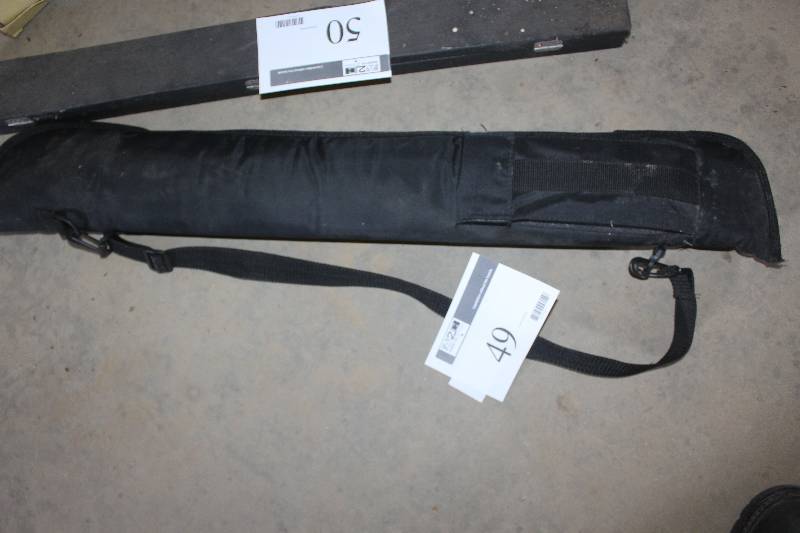 Pool Cue w Bag