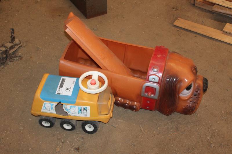 Lot of (2) Children Riding Toys